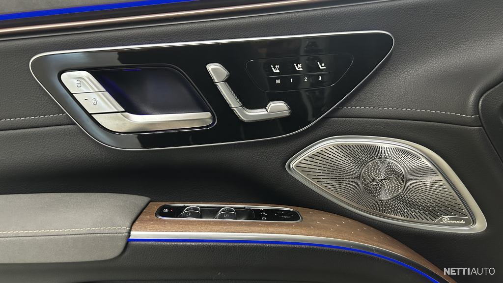 052194899e78b771-large