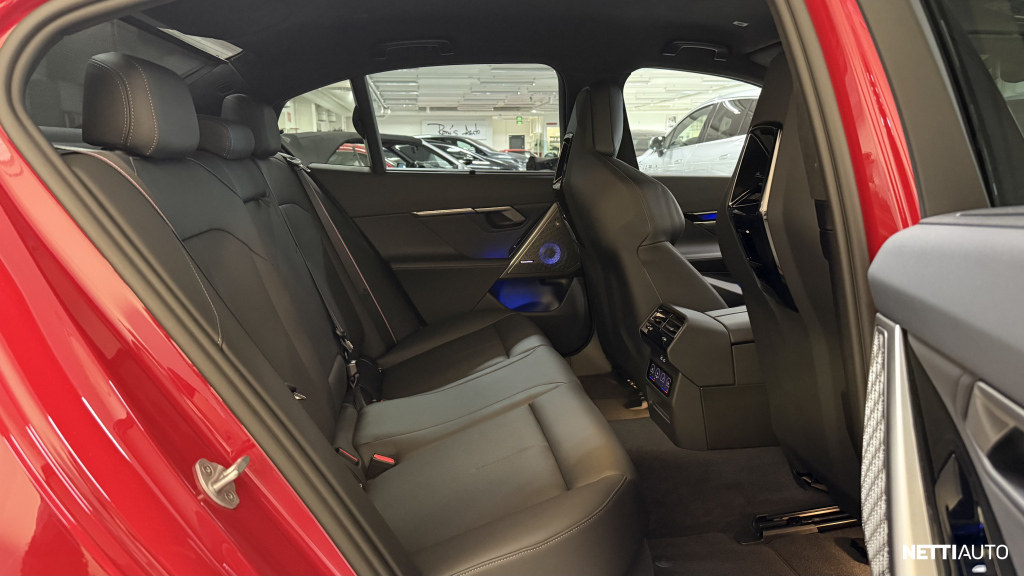 b473e3431241da32-large