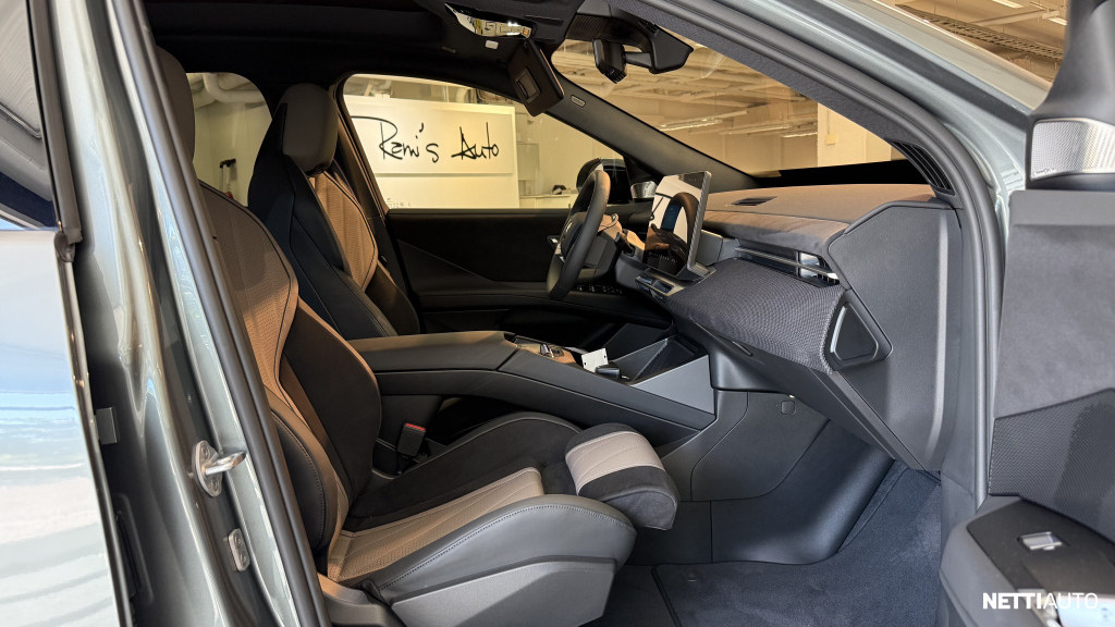 cb93e92ebadeef57-large